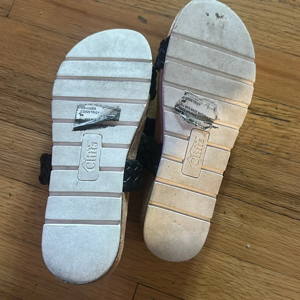 Cliffs Sandals - Picture 2 of 4